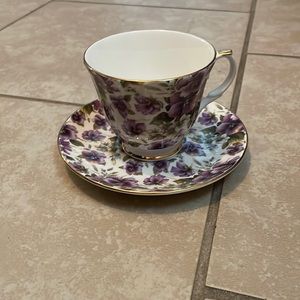 Purple flower tea cup
